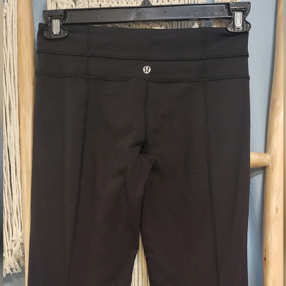 Lululemon - Picture 6 of 7